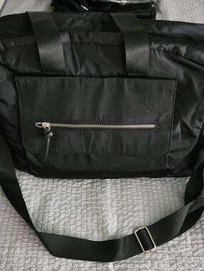 Black Men's Nylon Duffel Bag with Front Zip Pocket